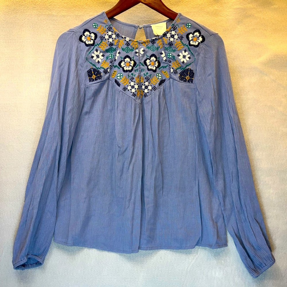 Harper Heritage Shirt Womens S Blouse Blue Floral Embroidery Crepe Rayon Blend